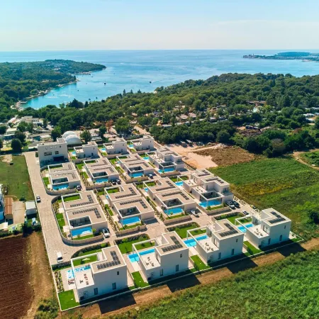 TARIA RESORT