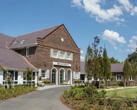 Brassey Hotel - Managed by Doma Hotels Hotels in Barton