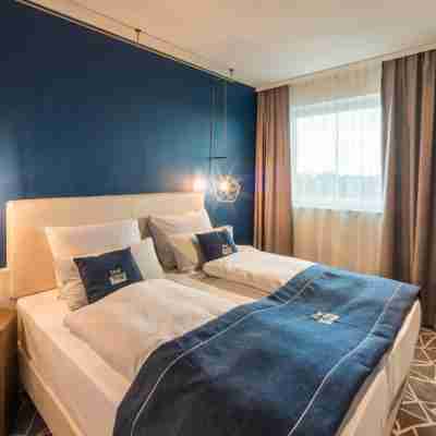 Holiday Inn - the niu, Ridge Halle Central Station Rooms