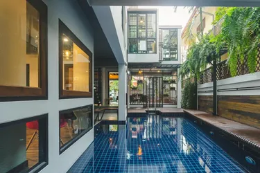 รูปภาพของ33 พอชเทล