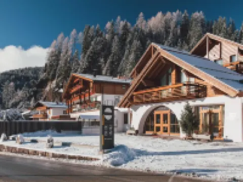 Sayonara Nature & Wellness Hotel Hotels in Siror