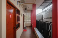 RedDoorz Syariah Near Perempatan Kartasura Hôtels à : Kartasura