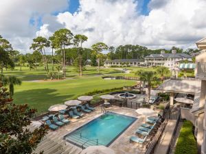 Inn and Club at Harbour Town