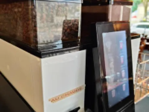 Hôtel Terminus - Pizzeria Pizz'a Gogo - Salle de Sport - Face à la Gare Hotels in Jura