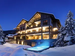 The Matthew - Copper Lodge