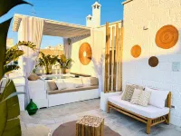 PALAZZO CAVÌ Hotel a Mola di Bari