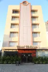 Hotel Holiston Sudama Setu （Sudama Bridge）附近的飯店