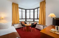 ARKADEN Hotel Kelkheim Frankfurt Hotels in der Nähe von Kloster- und Pfarrkirche St. Franziskus