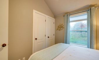 Sweet Seaview Home Near Beach and Trailhead!