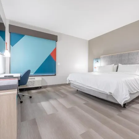 avid hotel KALAMAZOO EAST by IHG