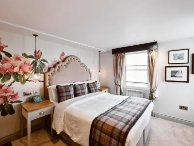 Old Court House Inn Hotels near Corbiere Lighthouse