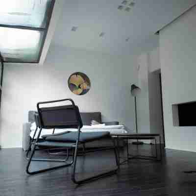 Prestige Stay - Uptown Rooms