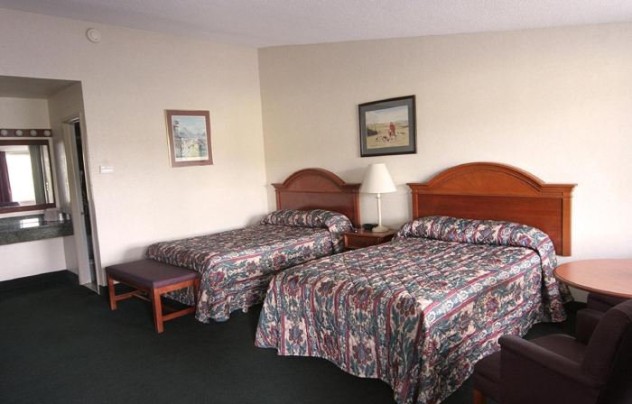 Landmark Motor Inn