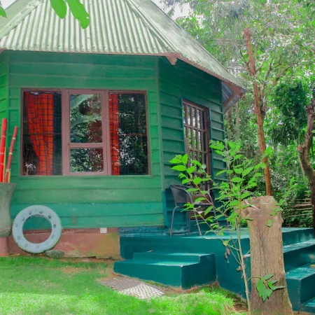 Songota Falls Lodge