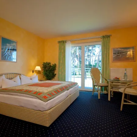 Hotel-Marks-Garni Hotele w: Zingst