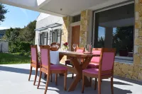 Three Stars Luxury Villas