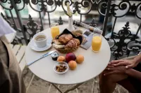Hôtel la Résidence - breakfast