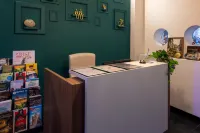 Hotel INGREDI - Bintang 3