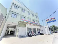 Barito Guest House Nganjuk - Alloggi