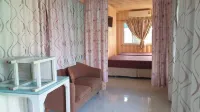 Baan Suan Chiva Saran Hotels in Nong Bua Lam Phu
