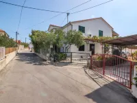 Apartment and Rooms Ruza Hotele w: Trogir
