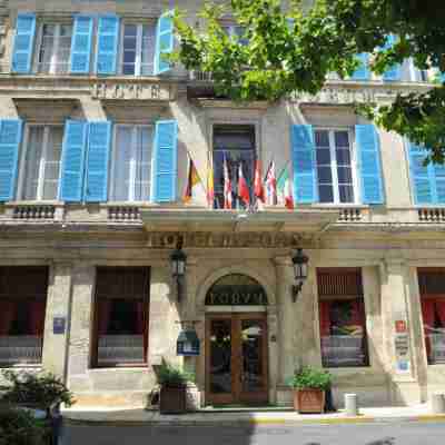 Hôtel du Forum Hotel Exterior