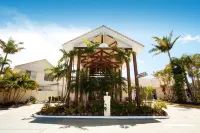 Isle of Palms Resort Hotels in Elanora