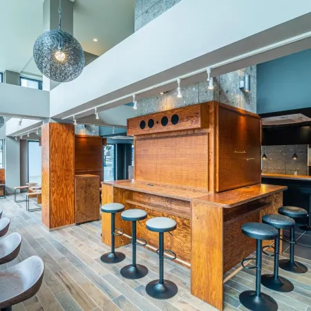 Wise Owl Hostels River Tokyo Отели рядом с достопримечательностью «Железнодорожная станция Tokyo Skytree»