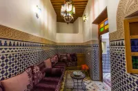 Dar Bhija Hotels in 
