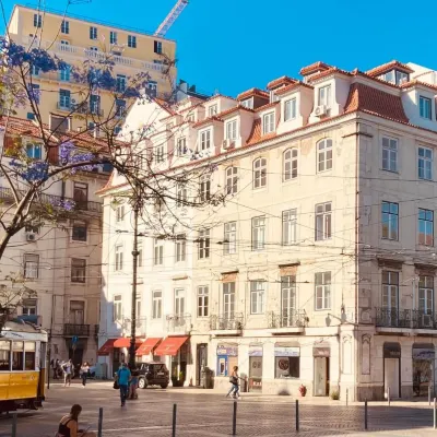 Lisbon Old Town Guest House Отели рядом с достопримечательностью «Рынок Рибейра»