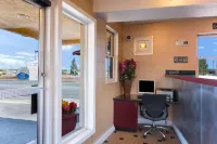 Kings House Motor Hotel