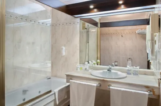 Hotel Bahía de Vigo Photos