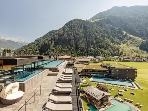 Alpine Luxury Spa Resort Schwarzenstein