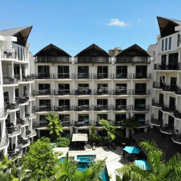 Pacific Suites Boutique Hotel and Bistro