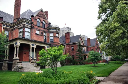 The Inn on Ferry Street Отели в г. Детройт