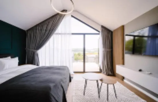 Moon Village Comarnic Hotéis em 