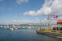 Hotel Rudkøbing Skudehavn فنادق في Rudkobing