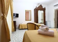 Cala Dell'Arena Các khách sạn gần El Bahira Camping Village