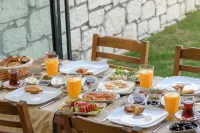 Fethi Baba Konağı - Bed and Breakfasts