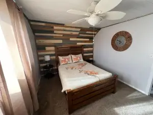 Comfortable 2 Bedroom Home in Historic Hibbing