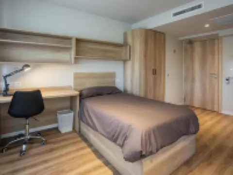 Micampus Bilbao Student Residence Hotels near Fever