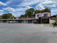 Apple Inn Motel فنادق في شيلان