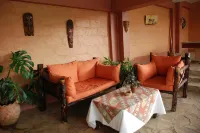 Osoita Lodge - ลอดจ์