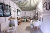 Livingstone Lodge
