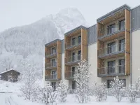 Le Mallet, Courmayeur, Alpine Homesuite Hotels near Tzaly