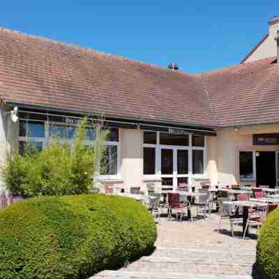 Hôtel ibis Falaise Coeur de Normandie Hotel Exterior