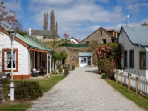Settlers Cottage Motel Hotels in Arrowtown