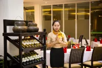 Glorious Hotel & Spa - sarapan