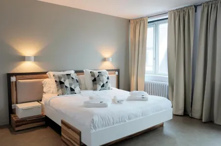 Logis Hôtel le Confluent Отели в г. Понтжибо