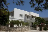 Doukissa Hotel - Parikia Town Centre